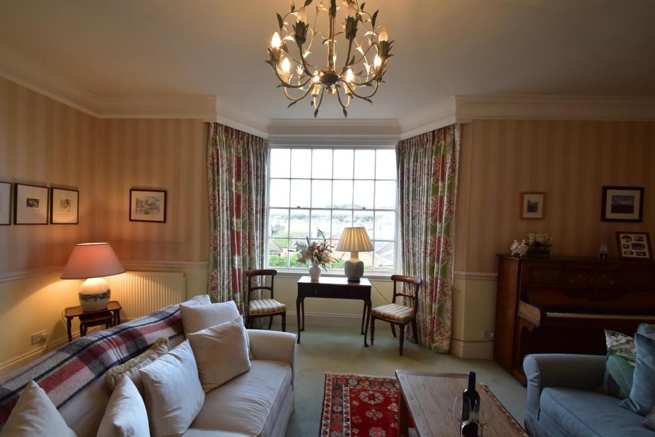 Whitefriars, Rye - Central Location With Parking For 3 Cars - Large Family Home Екстериор снимка
